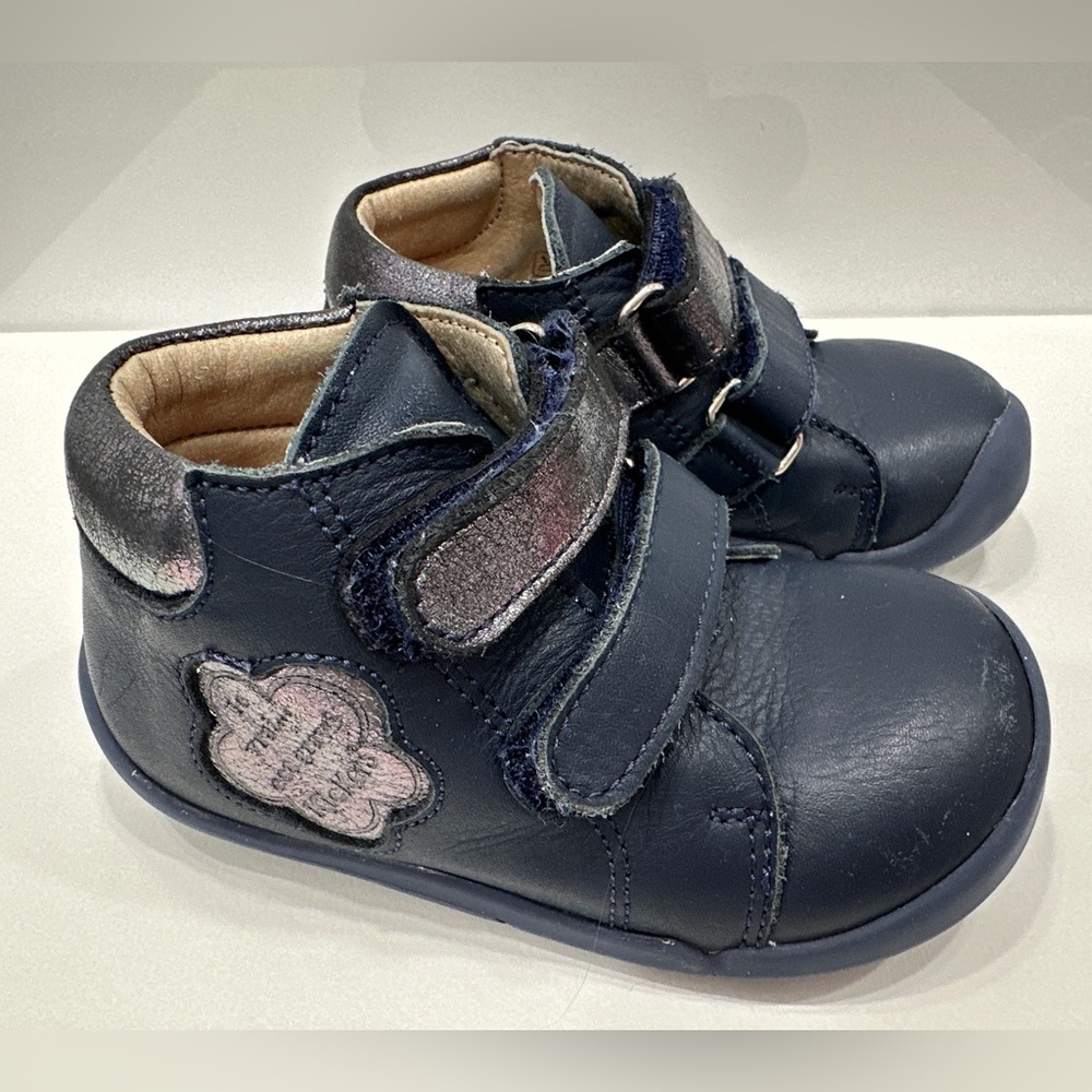 Kickers navy blue kids shoes. Size 22. US size 6. Great pre-owned condition.